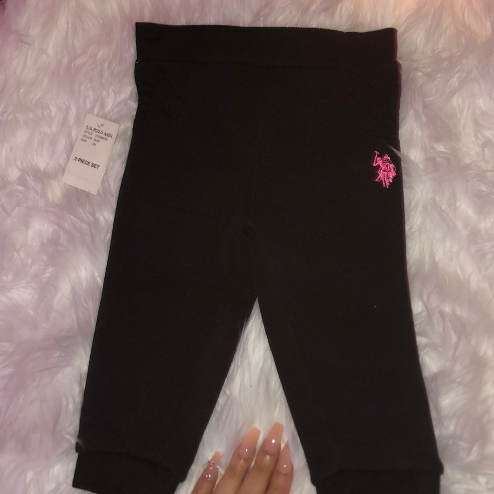 VERY CUTE BLACK JOGGER FOR BABYGIRL, NEVER WORN💕